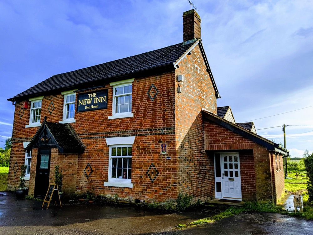 The exterior of the pub The New Inn at Winterbourne Monkton