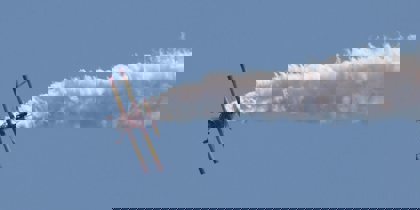 Fixed wing aircraft flying